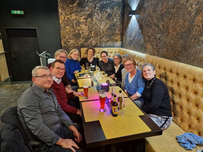 Auf dem Erinnerungsfoto zu sehen sind: Michael, Harald, Matthias, Agnes, Bettina, Traudel, Sabine, Almuth, Susanne und Freya – stellvertretend für eine Gruppe, die zeigt, wie nachhaltig und verbindend erfolgreiche Anfängerarbeit sein kann.