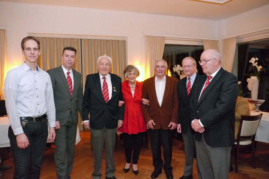 v.l. Thomas Streckert, Maik Swienty, Eckard Schulz, Irmgard Grabow, Helmut Schüler, Dieter Borgmann, Udo Kemmer