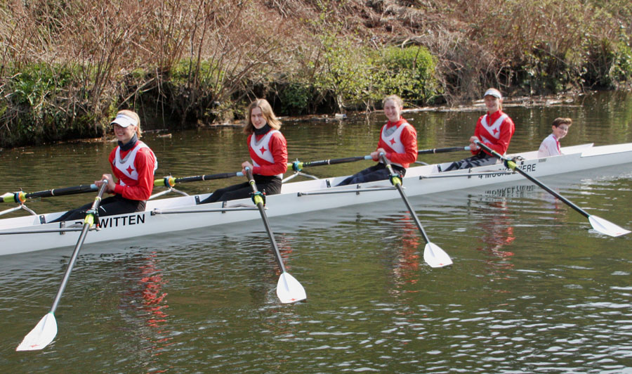 Julia Irmler, Lisa Büttner, Clara Pernack, Melina Möller, Stm. Christian Solomov