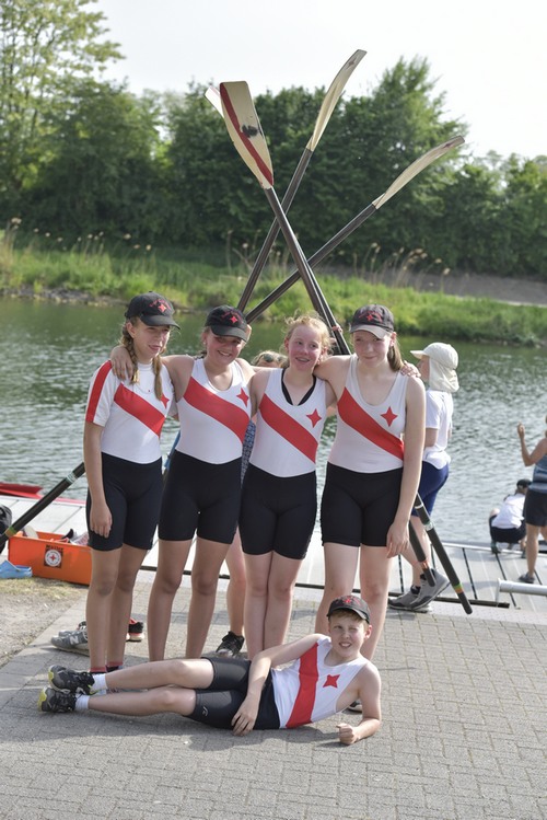 Annabel, Madita, Johanna, Emma und Jakob